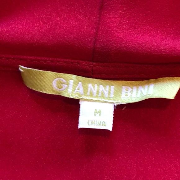 Red ruffle summer top - Picture 4 of 5